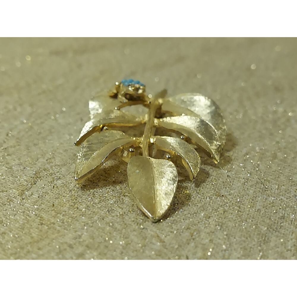 Vintage Large Brooch LEDO 1962 Golden Leaf Frog Faux Turquoise Pin READ - Picture 5 of 11